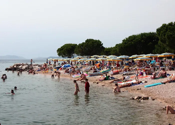 Apartment With Parking Space - 22516 Crikvenica