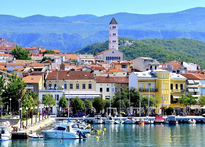 With Parking Space - 22516 Apartment Crikvenica