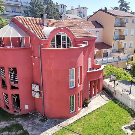 With Parking Space - 22516 Crikvenica